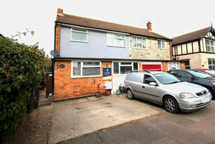 4 Bedroom Semi-Detached House To Rent In Bockings Grove, Clacton-On-Sea, CO16