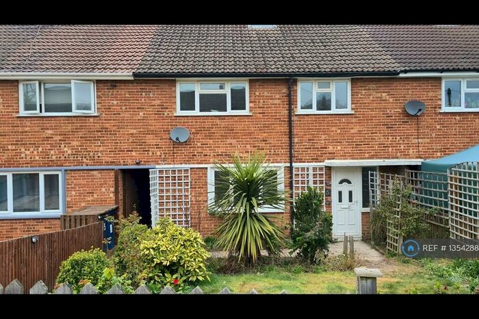 4 Bedroom Terraced House To Rent In Beldham Road, Farnham, GU9