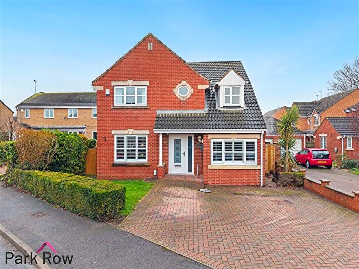 4 Bedroom Detached House For Sale In The Fairway, Sherburn In Elmet, Leeds, LS25