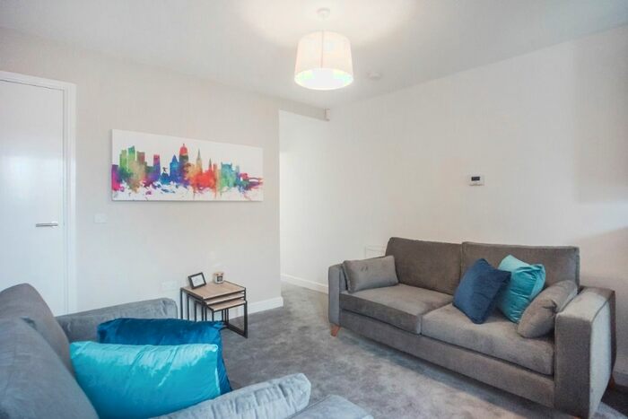 4 Bedroom Detached House To Rent In Marlborough Road, Beeston, Nottingham, NG9