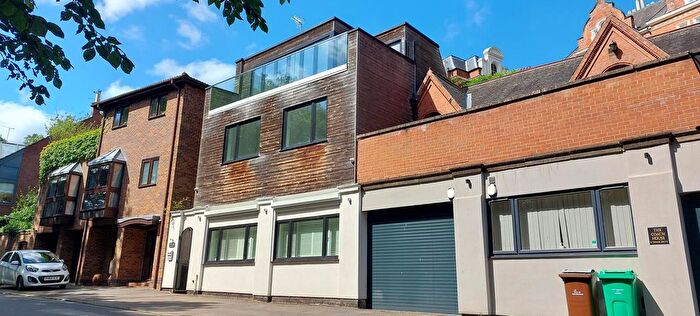 3 Bedroom Property For Sale In Tennis Drive, Nottingham, NG7