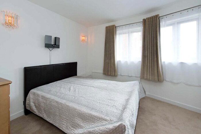 2 Bedroom Apartment To Rent In Broadley Terrace, London, NW1