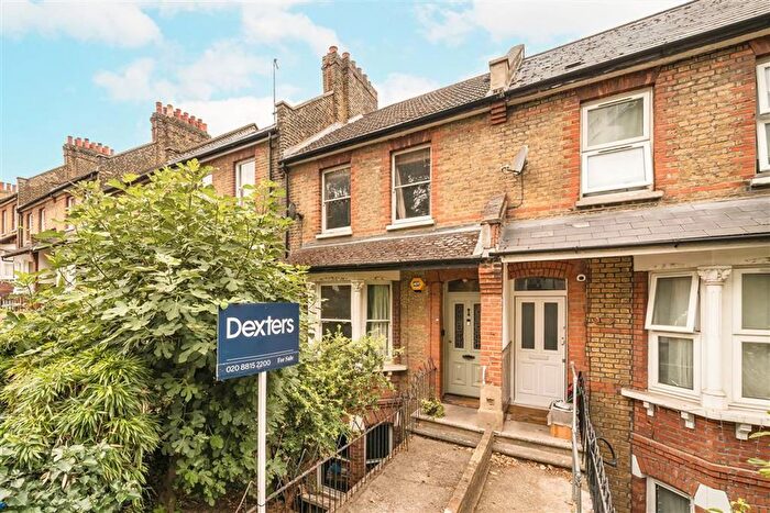 3 Bedroom Terraced House For Sale In Lansdowne Lane, Charlton, SE7