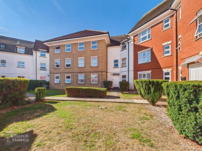 1 Bedroom Apartment For Sale In Tallow Gate, South Woodham Ferrers., CM3