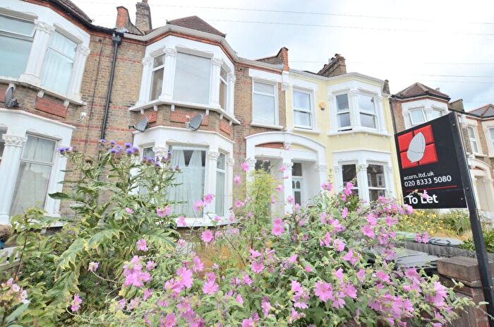 2 Bedroom Flat To Rent In Northwood Road Forest Hill, SE23