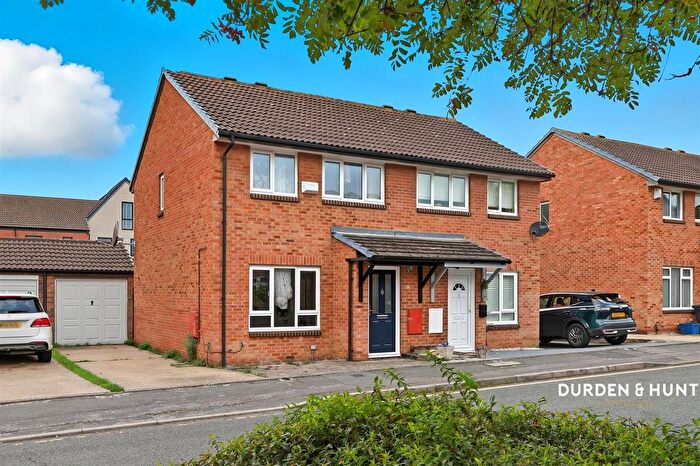 3 Bedroom Semi-Detached House To Rent In Andrew Close, Hainault, IG6
