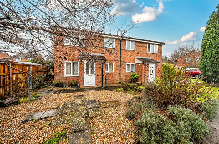 1 Bedroom End Of Terrace House For Sale In Milton Way, Houghton Regis, Dunstable, LU5