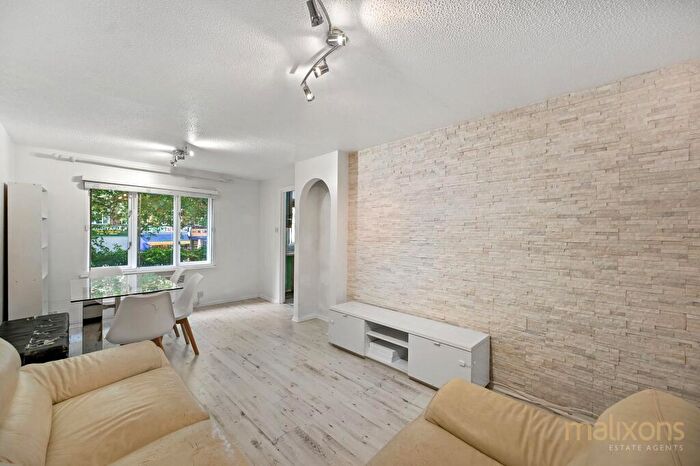 2 Bedroom Flat To Rent In St. Christophers Gardens, Thornton Heath, CR7