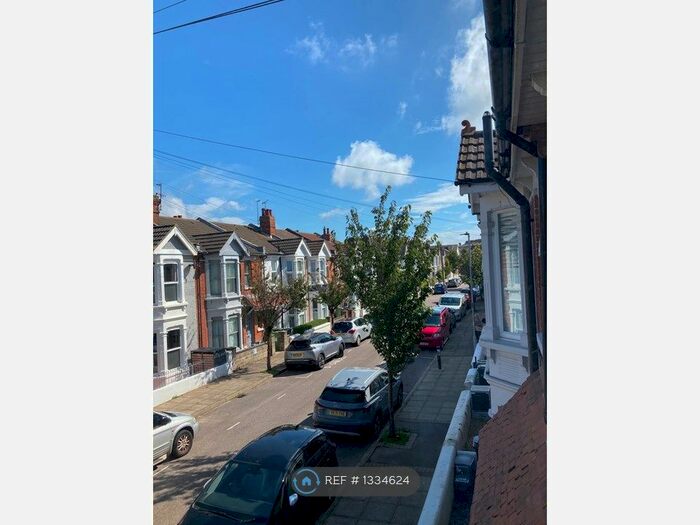 2 Bedroom Flat To Rent In Lindley Avenue, Southsea, PO4