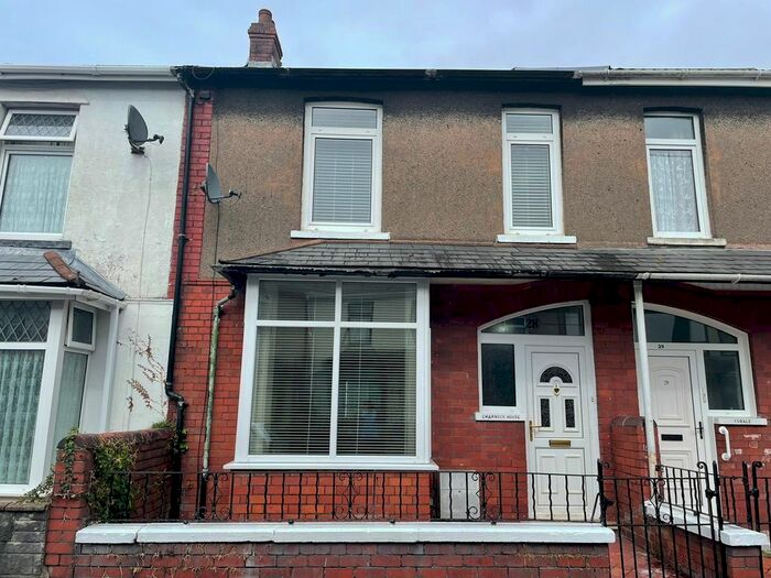 3 Bedroom Terraced House To Rent In Rugby Road, Resolven, Neath, Neath Port Talbot., SA11