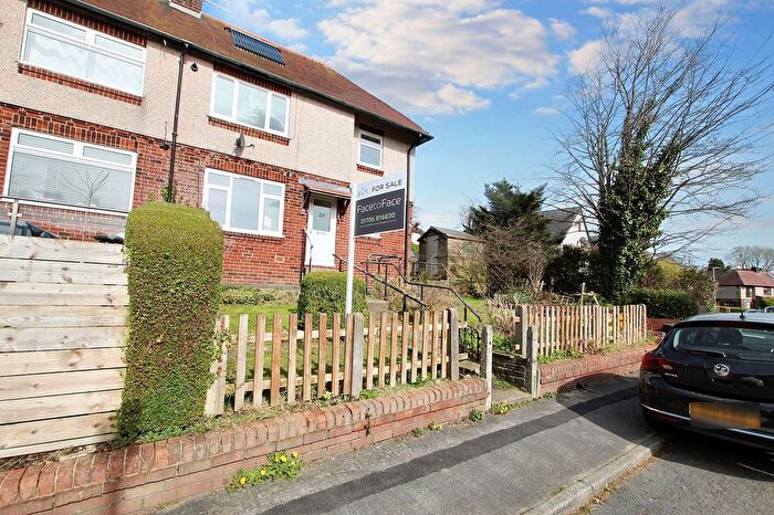 3 Bedroom Semi-Detached House For Sale In Cowhurst Avenue, Todmorden, OL14