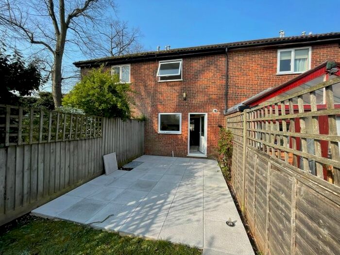 2 Bedroom Terraced House To Rent In Hermitage Road, Abingdon, OX14