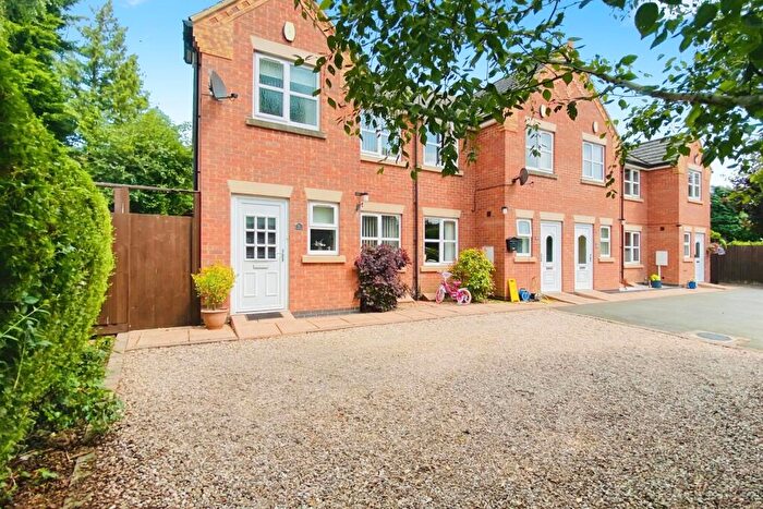 2 Bedroom End Of Terrace House To Rent In Gamble Close, Syston, LE7