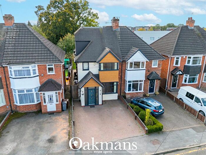 4 Bedroom Semi-Detached House For Sale In Bramley Croft, Shirley, Solihull, West Midlands, B90