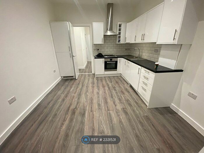 2 Bedroom Flat To Rent In Moray Road, London, N4