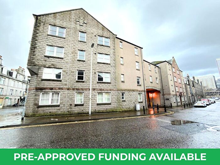 2 Bedroom Flat For Sale In St. Clair Street, Aberdeen, Aberdeenshire, AB24