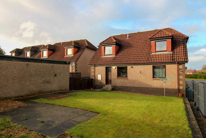 3 Bedroom Detached House To Rent In Livingston Terrace, Redding, FK2