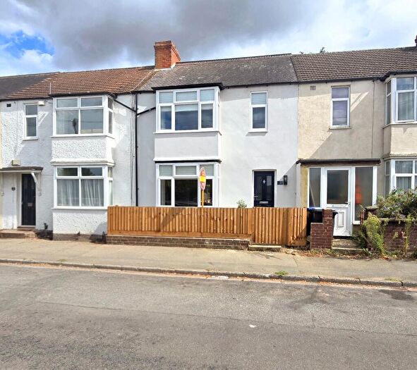 3 Bedroom Terraced House For Sale In Beech Avenue, Abington, NN3