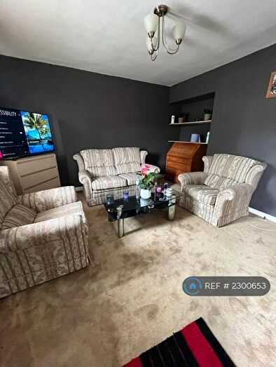 4 Bedroom Semi-Detached House To Rent In Lincoln Road, Northwood, HA6