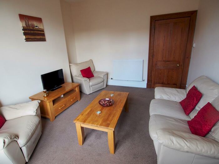 1 Bedroom Flat To Rent In Roslin Street, Top Floor, AB24