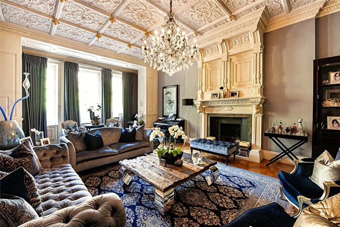 3 Bedroom Flat For Sale In Albert Hall Mansions, London, SW7