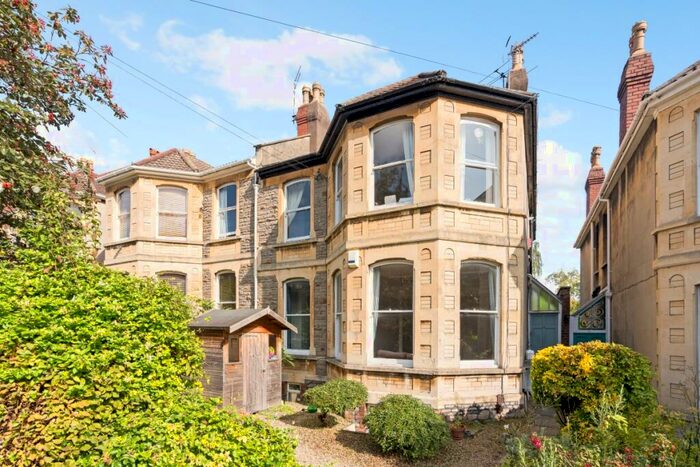 4 Bedroom Maisonette To Rent In Northumberland Road Bristol, BS6