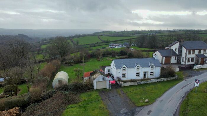 3 Bedroom Detached House For Sale In Crwbin, Kidwelly, SA17