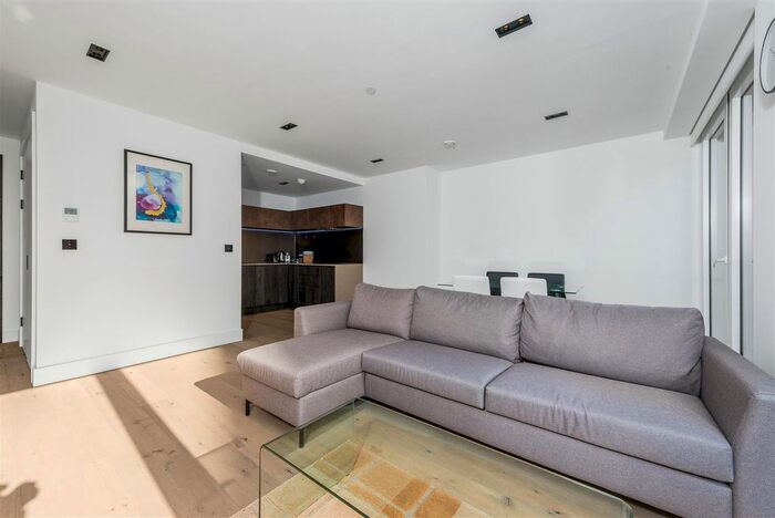 1 Bedroom Flat To Rent In Keybridge House, Exchange Gardens, Vauxhall, London, SW8