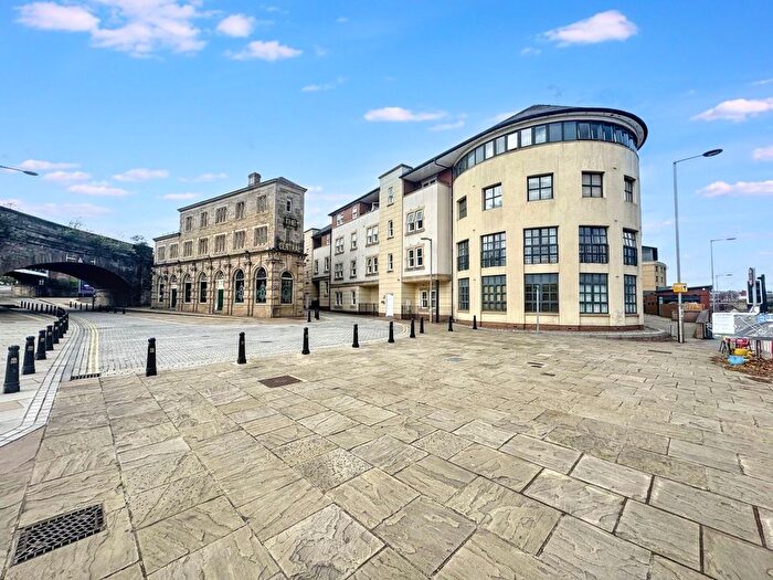 2 Bedroom Flat For Sale In Curzon Place, Gateshead, NE8