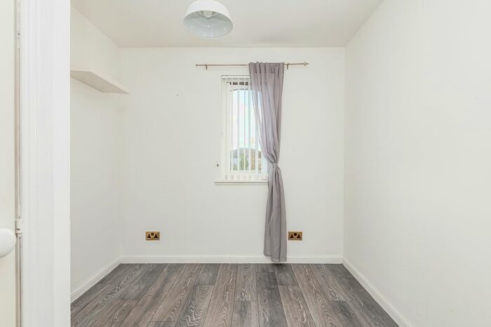 3 Bedroom End Of Terrace House For Sale In Alexander Mcleod Place, Fallin FK7