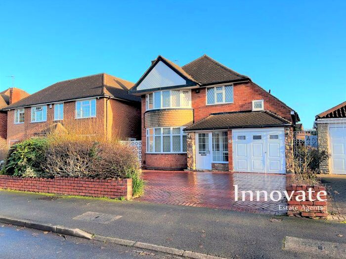4 Bedroom Detached House To Rent In Marchmount Road, Sutton Coldfield, B72