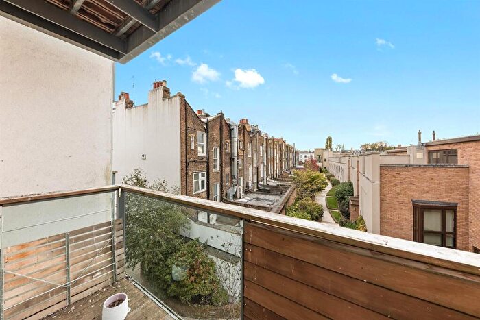 2 Bedroom Flat To Rent In Abbey Road, St John's Wood, NW8