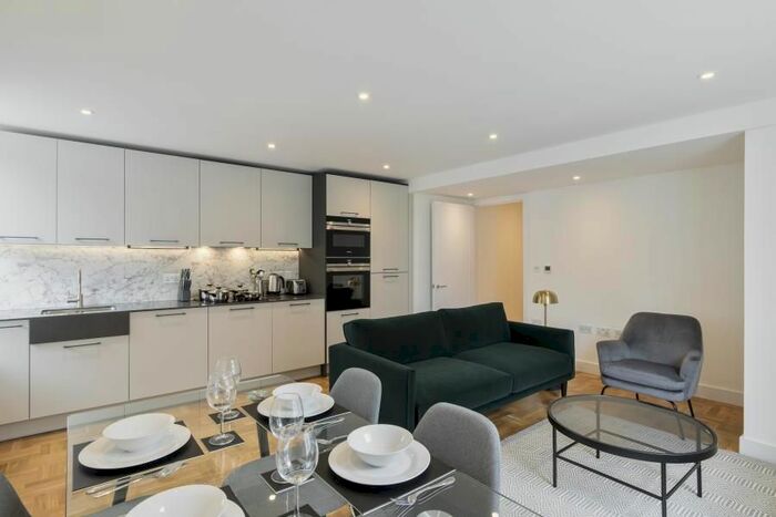 1 Bedroom Flat To Rent In Peacock Court, Lisgar Terrace, W14