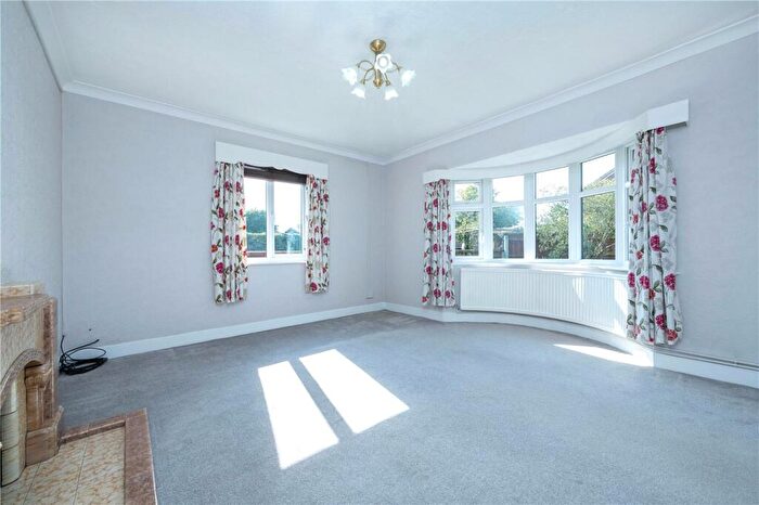 2 Bedroom Bungalow For Sale In Burghley Street, Bourne, Lincolnshire, PE10