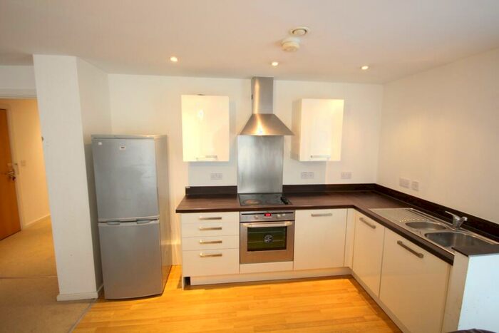 2 Bedroom Apartment To Rent In Daisy Springs, Dun Street, S3