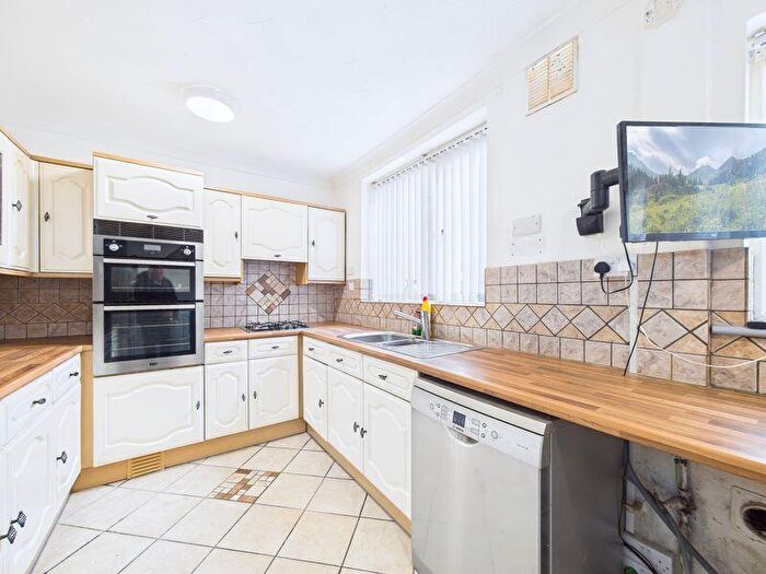 3 Bedroom Terraced House For Sale In Usk Road, South Ockendon, RM15