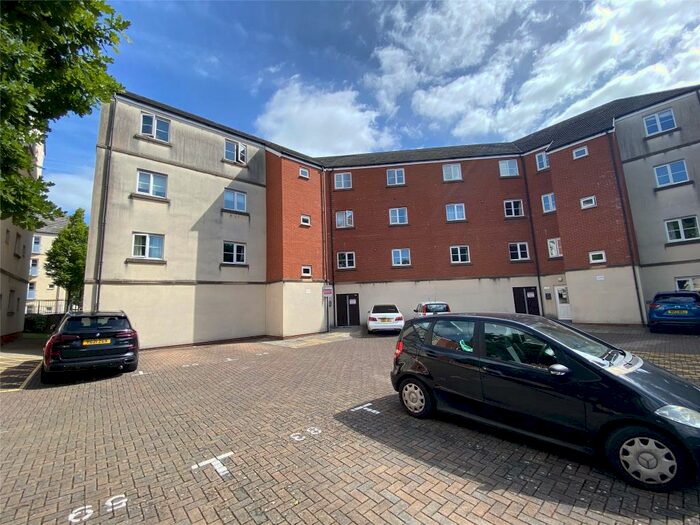 2 Bedroom Apartment To Rent In Whistle Road, Mangotsfield, Bristol, BS16