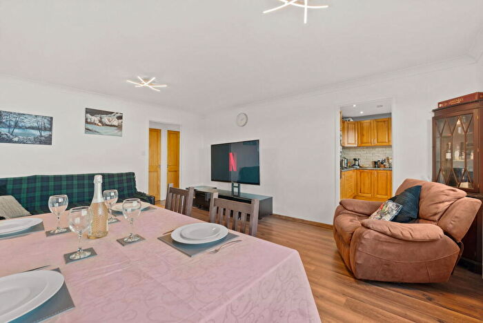 2 Bedroom Flat For Sale In Osric Court, Peterborough, PE1