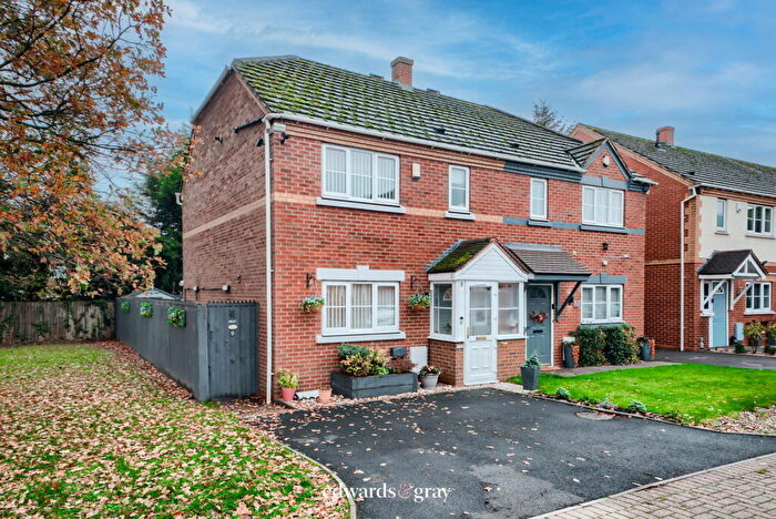 3 Bedroom Semi Detached House For Sale In Mey Coppice, Smiths Wood, B36