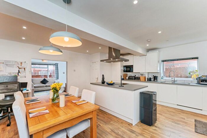 3 Bedroom End Of Terrace House For Sale In Neville Drive, Chester, Cheshire, CH3