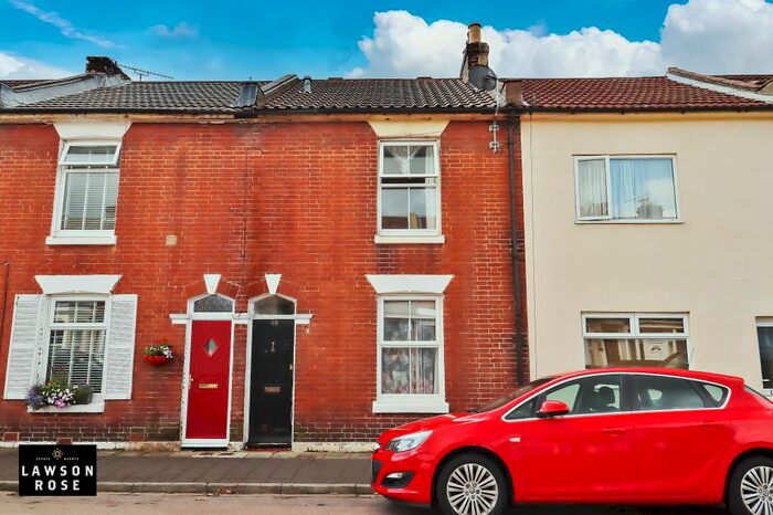 2 Bedroom Property To Rent In London Avenue, Portsmouth PO2