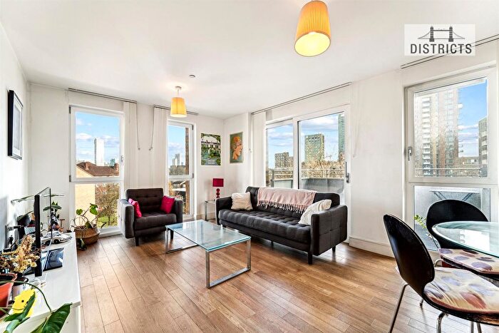 3 Bedroom Flat To Rent In Ivy Point Hannaford Walk, London, E3