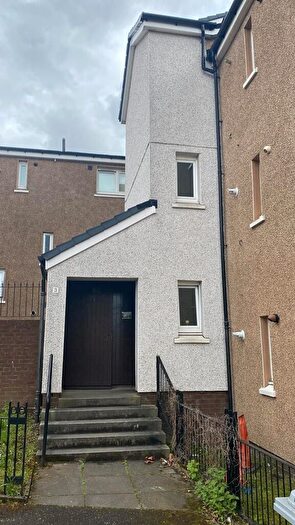 3 Bedroom Maisonette To Rent In Dunchattan Street, Dennistoun, G31