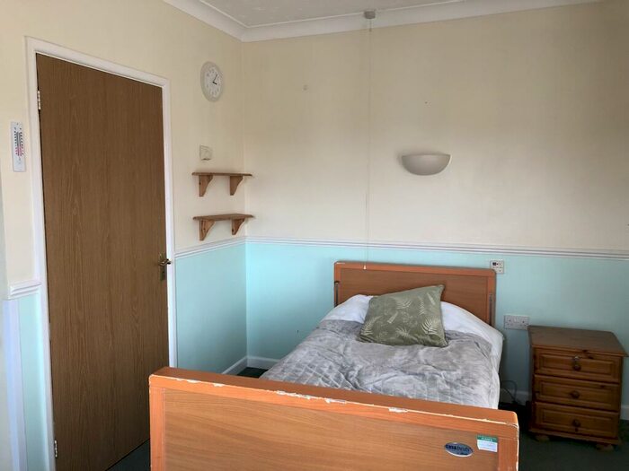 1 Bedroom Flat To Rent In St. Michaels Avenue, Yeovil, BA21