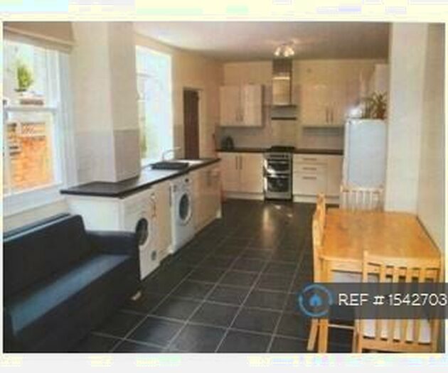 5 Bedroom Terraced House To Rent In Lorne Road, Leicester, LE2