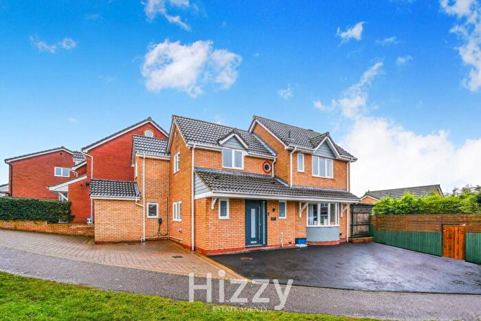 5 Bedroom Detached House For Sale In Edwin Panks Road, Hadleigh, IP7