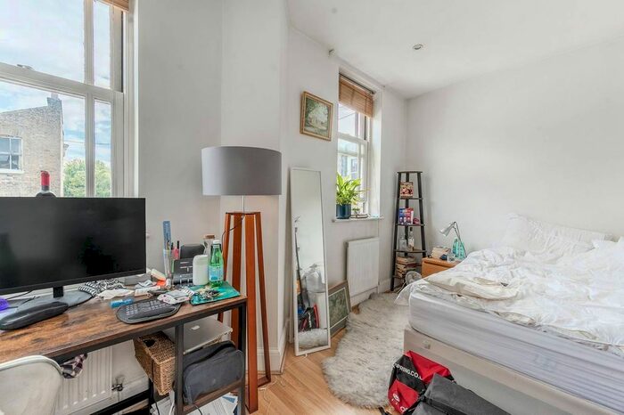 3 Bedroom Property To Rent In Slaidburn Street, Chelsea, London, SW10