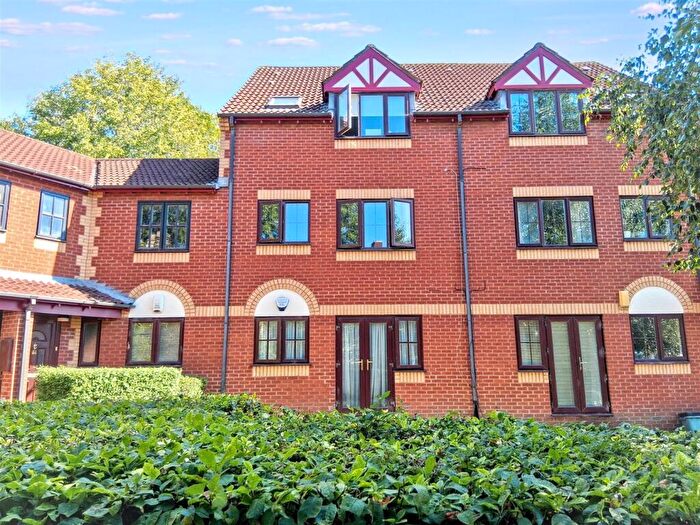1 Bedroom Apartment For Sale In Clay Bottom, Bristol, BS5