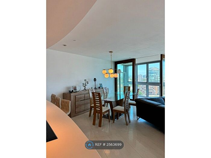 3 Bedroom Flat To Rent In St. George Wharf, London, SW8