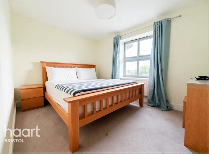 4 Bedroom Apartment For Sale In Redcliff Backs, Bristol, BS1